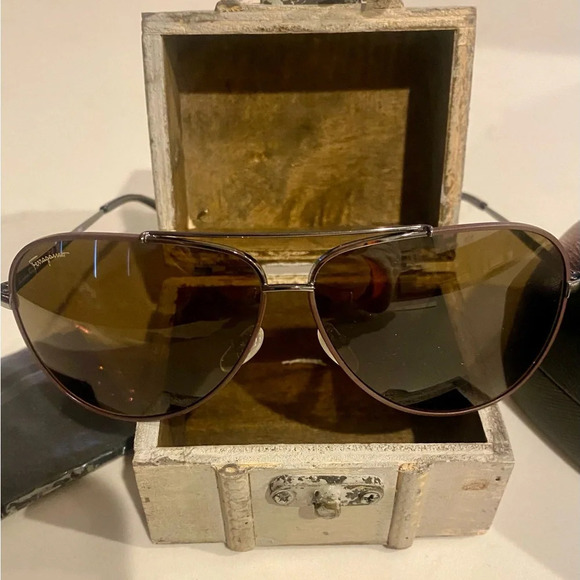 Salvatore Ferragamo Gradient Aviator Sunglasses - Retails $385 NEW AUTHENTIC - Picture 2 of 13